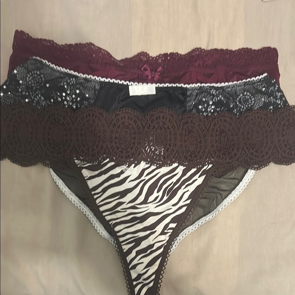 Victoria’s Secret Panties Set